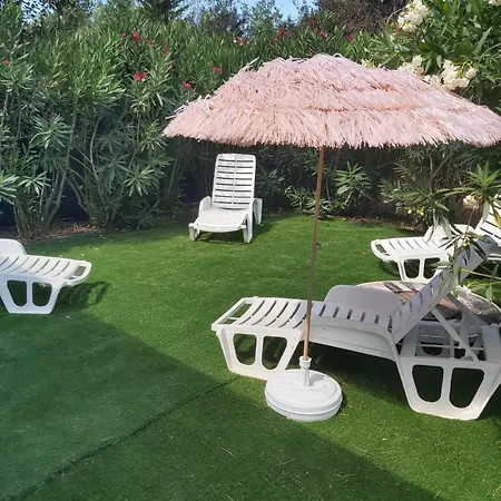 Le Cabanon Дом отдыха Виас